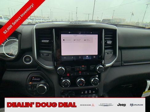 New 2026 RAM 1500 4x4 Crew Cab image 22