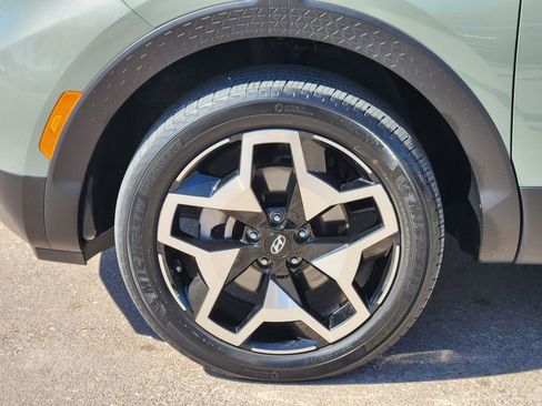 Certified 2022 Hyundai Santa Cruz Limited image 10