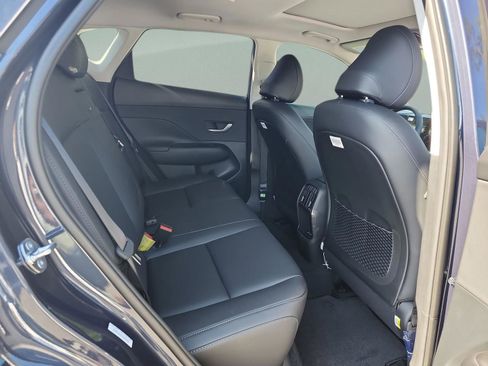 New 2026 Hyundai Kona Limited FWD image 18