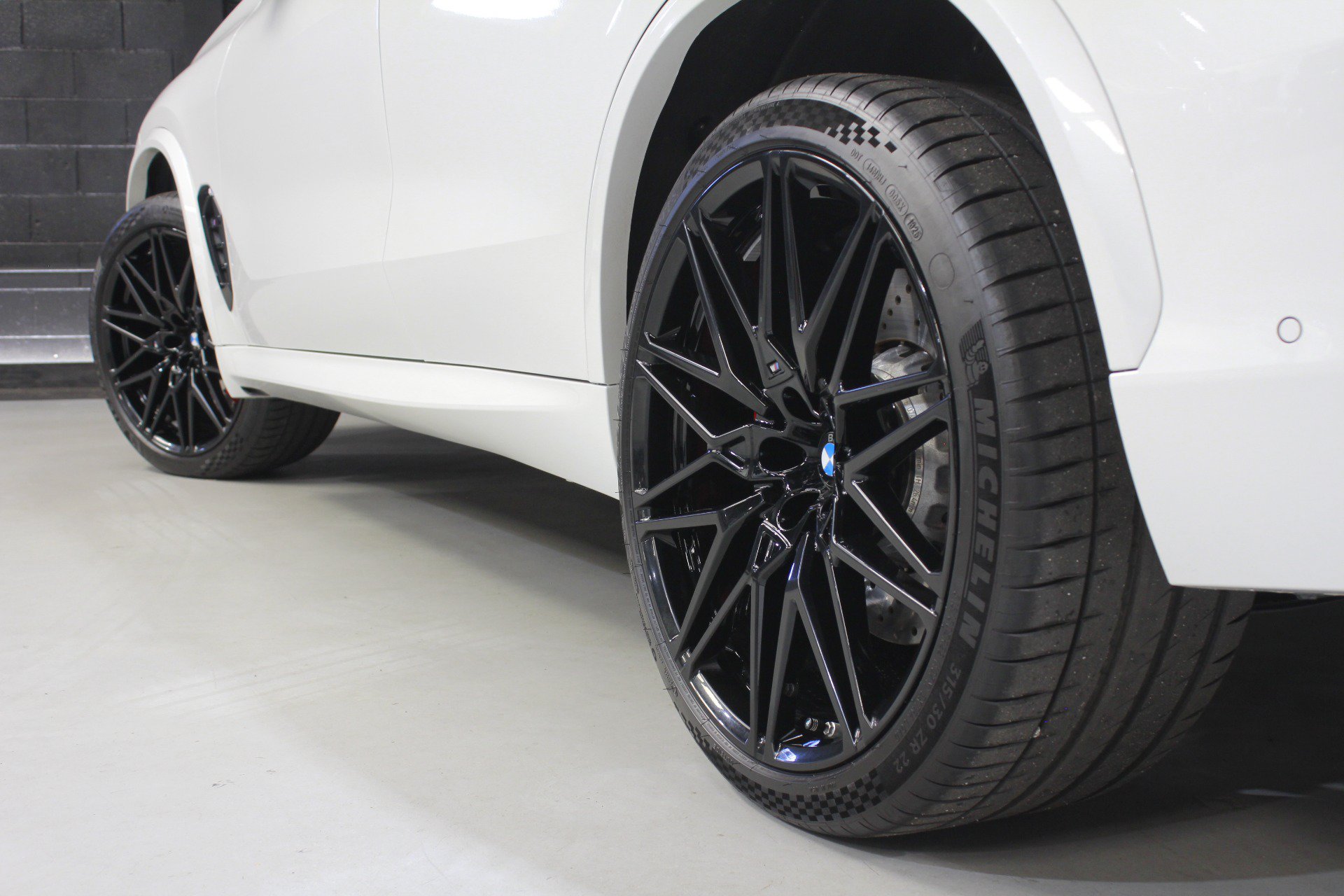 Used 2026 BMW X5 M Competition w/ Executive Package AWD/4WD image 22