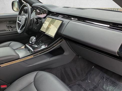 Certified 2025 Land Rover Range Rover Sport SE image 23