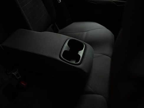 Used 2021 Toyota Corolla SE w/ Carpet Mat Package (TMS) FWD image 12