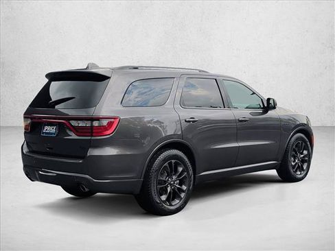 Used 2021 Dodge Durango R/T w/ Technology Group RWD image 5
