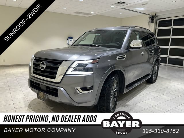 Used 2023 Nissan Armada Platinum w/ Captain's Chairs Package RWD image 1