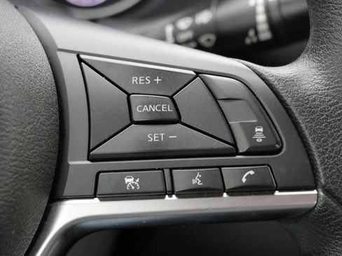 Used 2023 Nissan Sentra SV image 29