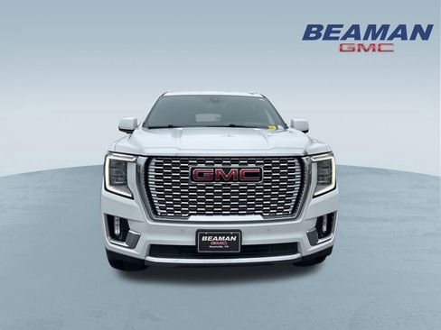 Used 2022 GMC Yukon XL Denali image 2