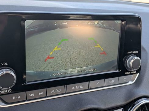 Used 2025 Nissan Sentra S FWD image 19