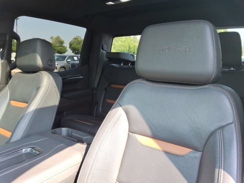 Certified 2022 GMC Sierra 1500 AT4 w/ AT4 Premium Package AWD/4WD image 26