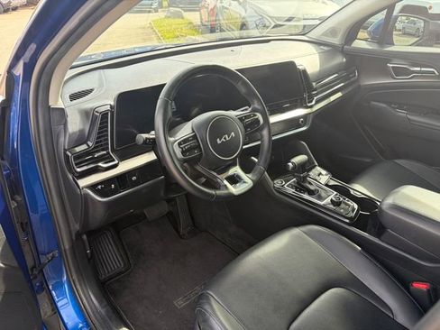 Used 2023 Kia Sportage EX image 7