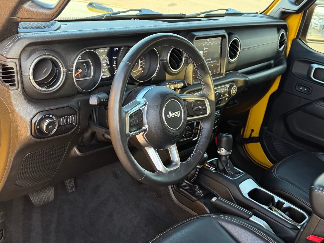 Used 2019 Jeep Wrangler Unlimited Sahara AWD/4WD image 17
