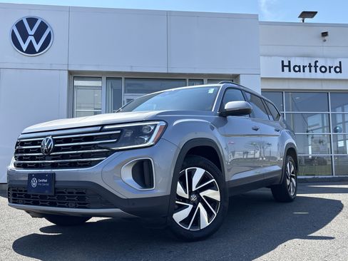 Used 2025 Volkswagen Atlas SE AWD/4WD image 1