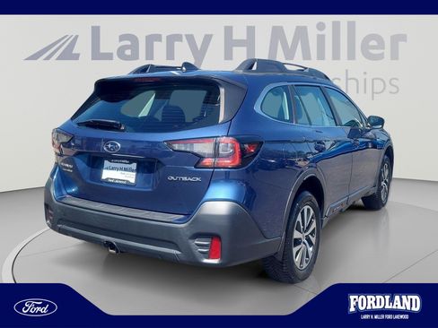 Used 2020 Subaru Outback AWD/4WD image 5