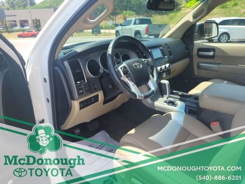 Used 2016 Toyota Sequoia Limited AWD/4WD image 14
