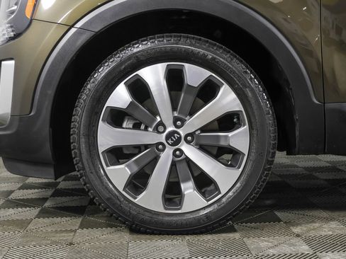 Used 2021 Kia Telluride S AWD/4WD image 23