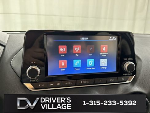 Used 2024 Nissan Sentra S FWD image 14