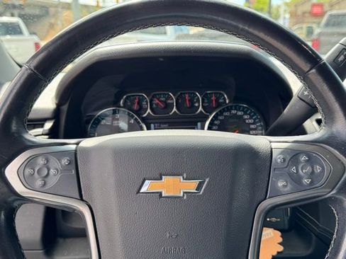 Used 2019 Chevrolet Suburban LT AWD/4WD image 24