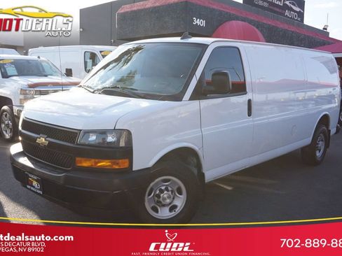 Used 2020 Chevrolet Express 3500 Extended w/ Driver Convenience Package RWD image 1