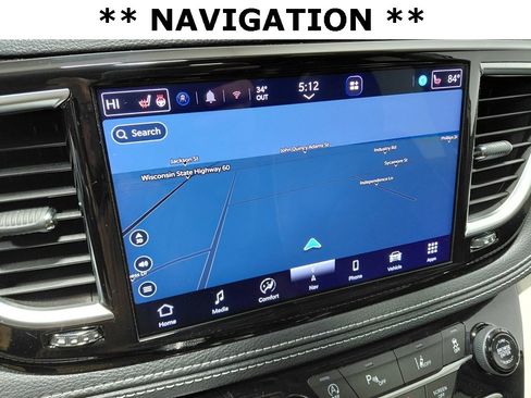 Certified 2024 Chrysler Pacifica Limited image 9