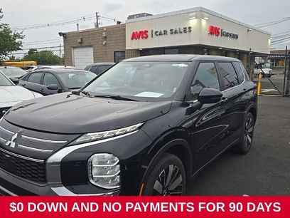 Used 2025 Mitsubishi Outlander SE