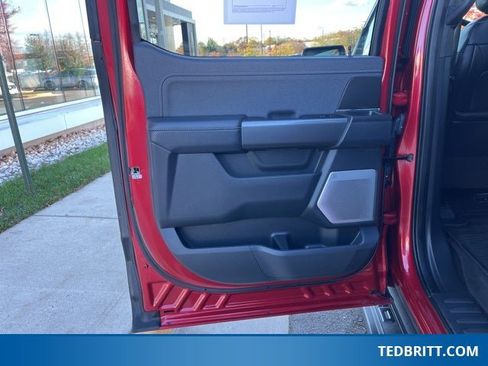 Certified 2022 Ford F150 Lariat w/ Equipment Group 502A High image 20