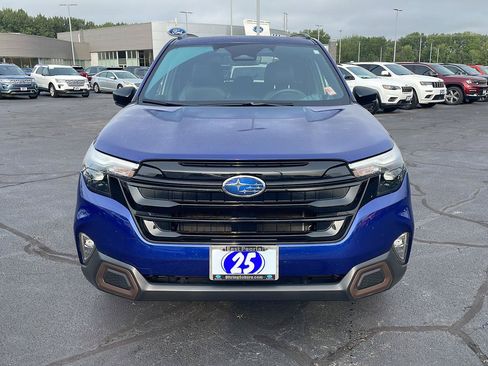 Used 2025 Subaru Forester Sport AWD/4WD image 8