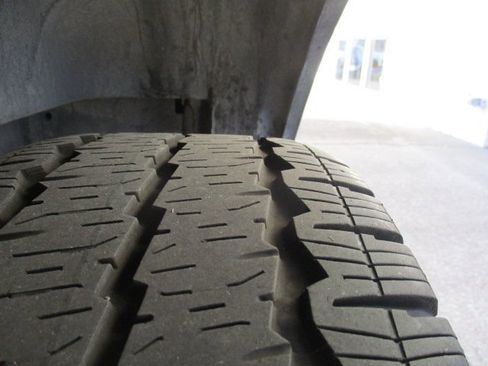 Used 2023 Ford Transit 350 XLT image 21