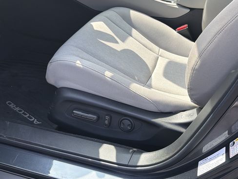 Used 2025 Honda Accord SE image 14