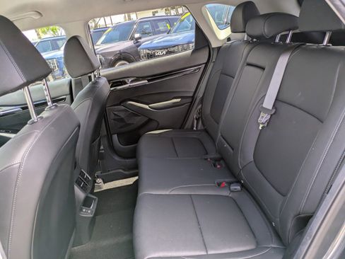 Certified 2024 Kia Seltos EX FWD image 11