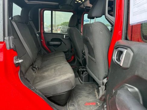Used 2020 Jeep Gladiator Sport w/ Quick Order Package 24S AWD/4WD image 13