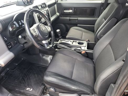 Used 2012 Toyota FJ Cruiser 4WD w/ Upgrade Pkg image 12