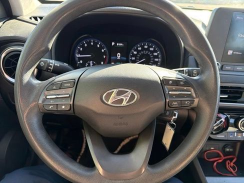 Used 2022 Hyundai Kona SE w/ Cargo Package AWD/4WD image 13