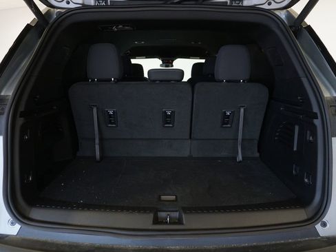 New 2026 Chevrolet Traverse LT w/ Driver Confidence Package FWD image 25