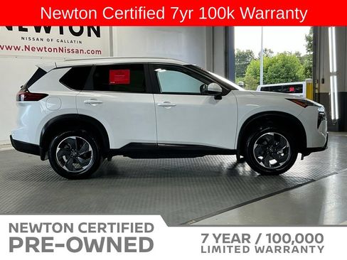 Used 2024 Nissan Rogue SV w/ SV Premium Package AWD/4WD image 4