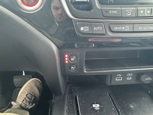 Used 2025 Honda Passport Black Edition image 27