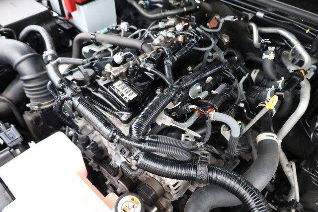 Used 2025 Toyota 4Runner SR5 AWD/4WD image 26