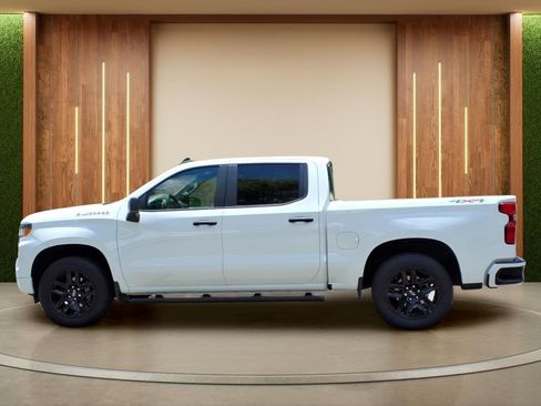 Certified 2024 Chevrolet Silverado 1500 Custom AWD/4WD image 26