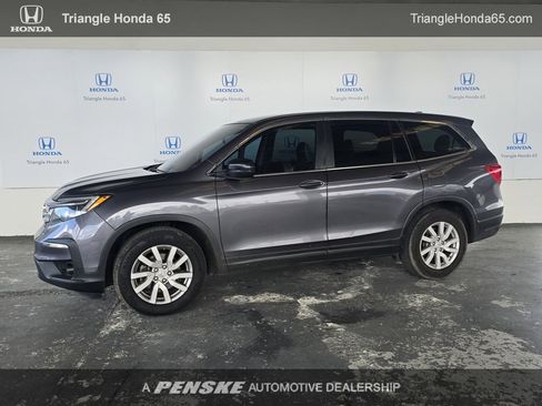 Used 2019 Honda Pilot LX image 1