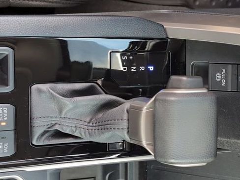 Used 2024 Toyota Tundra SR5 AWD/4WD image 20