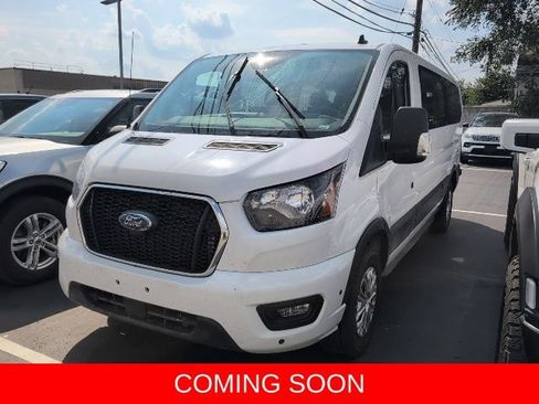 Used 2024 Ford Transit 350 XLT RWD image 3