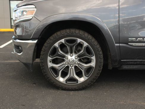 Used 2019 RAM 1500 Limited AWD/4WD image 3
