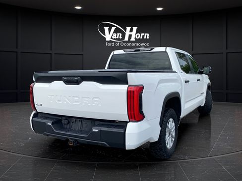 Used 2024 Toyota Tundra SR5 w/ SR5 Convenience Package AWD/4WD image 7