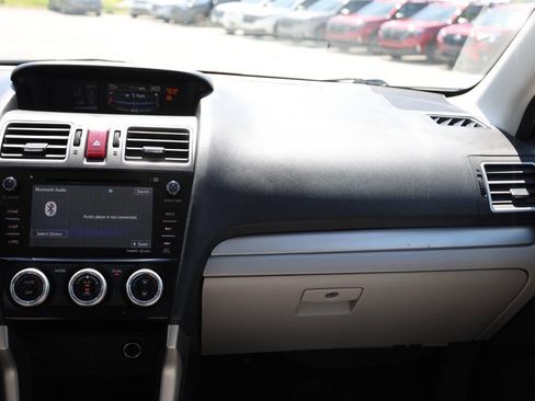 Used 2016 Subaru Forester 2.5i Touring w/ Eyesight & Navigation System AWD/4WD image 25
