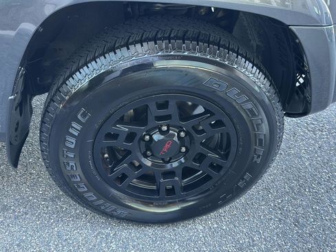 Used 2016 Toyota 4Runner SR5 image 36