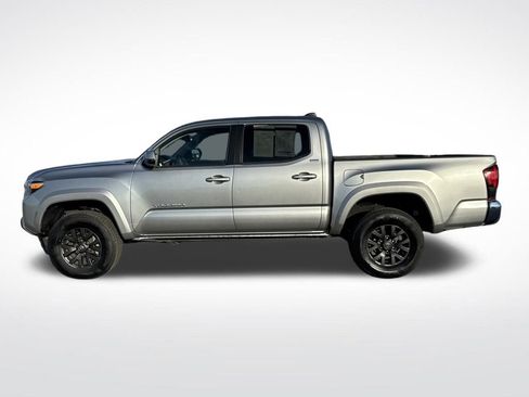 Used 2023 Toyota Tacoma SR5 image 2