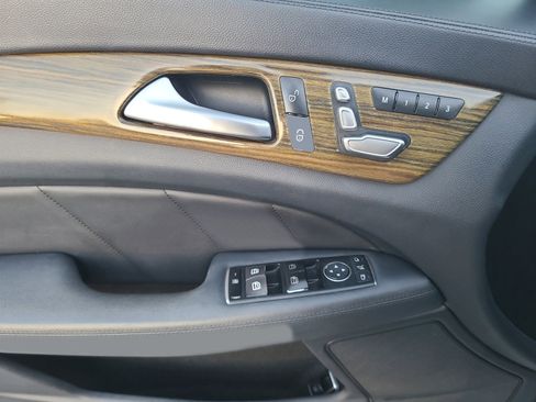 Used 2015 Mercedes-Benz CLS 400 image 10