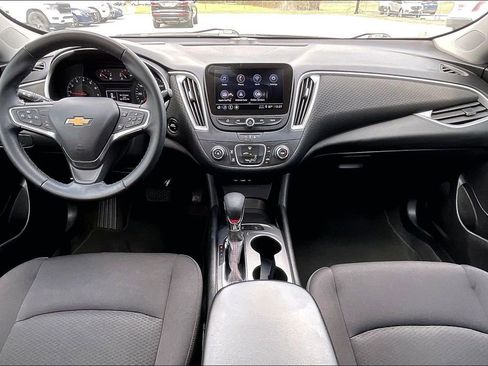 Used 2024 Chevrolet Malibu RS FWD image 7