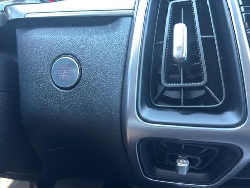 Used 2023 Kia Sorento EX FWD image 21