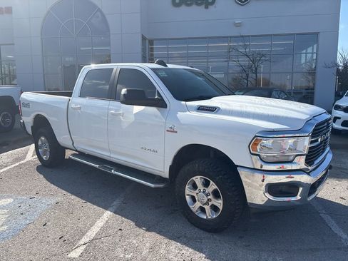 Used 2021 RAM 2500 Big Horn w/ Level 1 Equipment Group AWD/4WD image 38