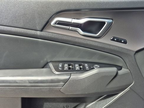 Certified 2023 Kia Sportage SX FWD image 8