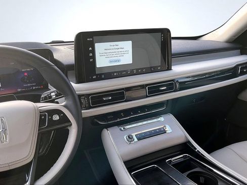 Used 2026 Lincoln Aviator Reserve RWD image 11